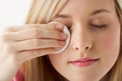 Best-eye-makeup-remover