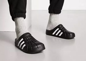 码全!【折后$15 包邮】Adidas 男士一脚蹬洞洞鞋三色选| 剁手