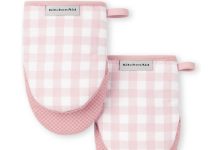 【折后$9.92 Prime包邮】KitchenAid 烘焙手套 粉色2只装