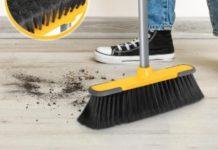 【折后$7.49 Prime包邮】54英寸长柄软毛家用扫把