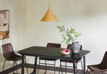 【折后$87.37 包邮】中世纪风黑灰木实木 60英寸支架餐桌 可坐6人