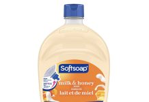 【折后$3.99 Prime包邮】Softsoap 牛奶蜂蜜香洗手液补充装 50oz!