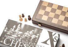【折后$19.9 Prime包邮】磁吸实木国际象棋套装 15英寸