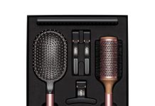 送礼自用都超合适!【折后$77 包邮】Dyson 戴森梳刷+发梳+4枚分区发夹套装礼盒