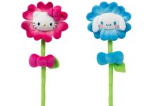 好多人抢!【折后$5.99 Prime包邮】Hello Kitty® and Friends 毛绒花朵 2支装