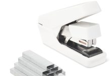 【折后$7.79 Prime包邮】Amazon Basics 订书机+1000枚针!